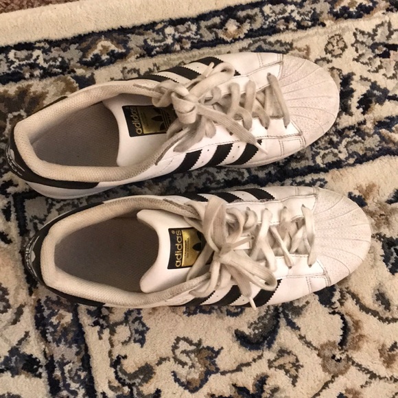 Adidas classic size 10 - Picture 2 of 3